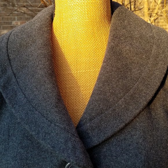 Harvé Bernard Wool Grey Mid-waist Jacket - Picture 2 of 11